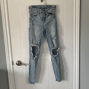 AMERICAN EAGLE next level stretch ripped jeans